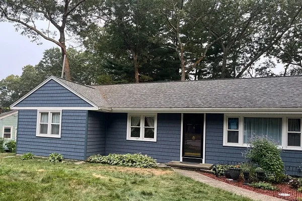 Home siding installers in Rhode Island. Rhode Island vinyl siding installers